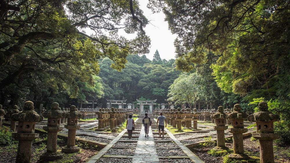 Resa Japan – Bortom de upptrampade stigarna