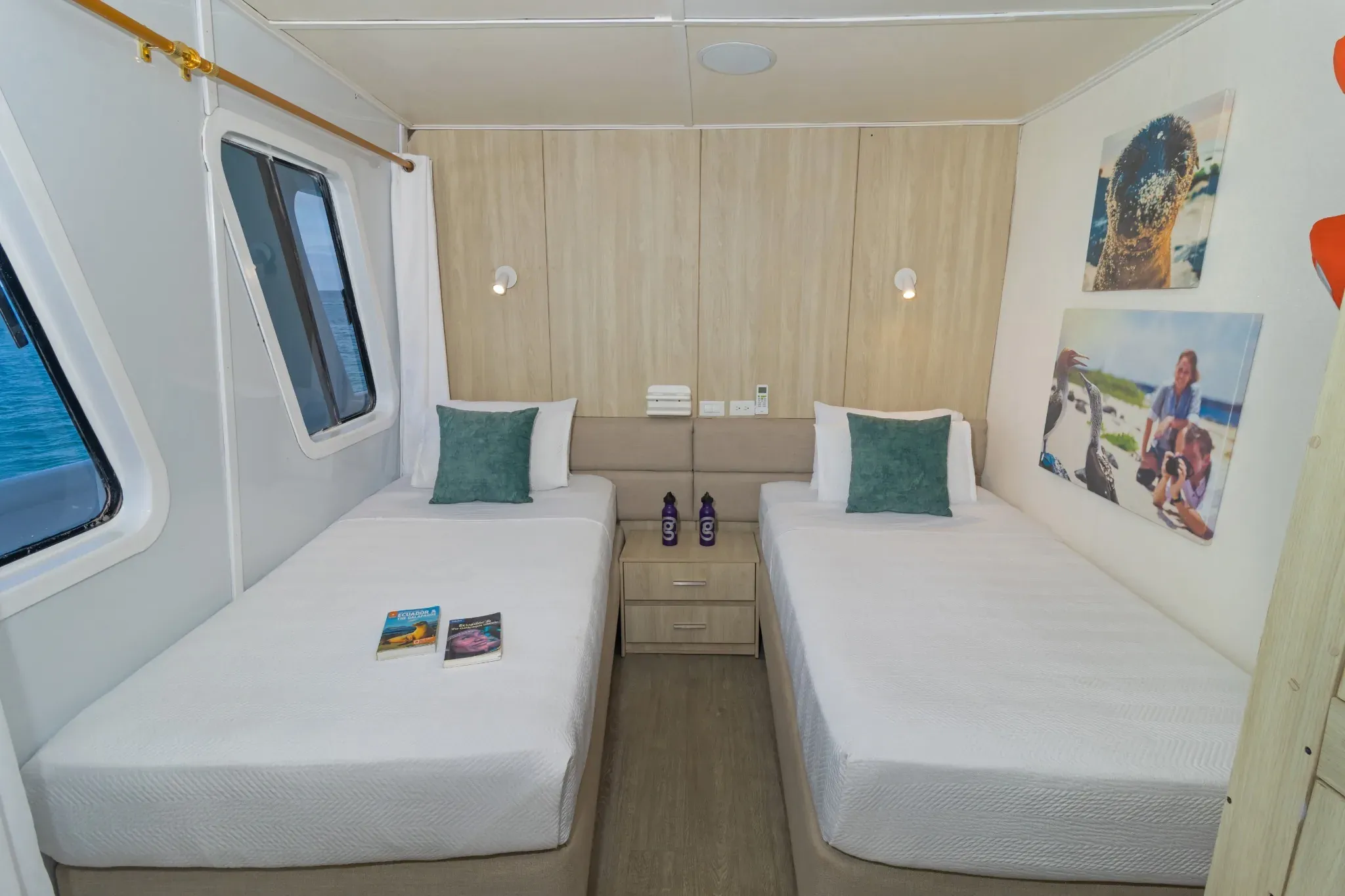 Twin-kabin med havsutsikt ombord på Yolita i Galapagos.